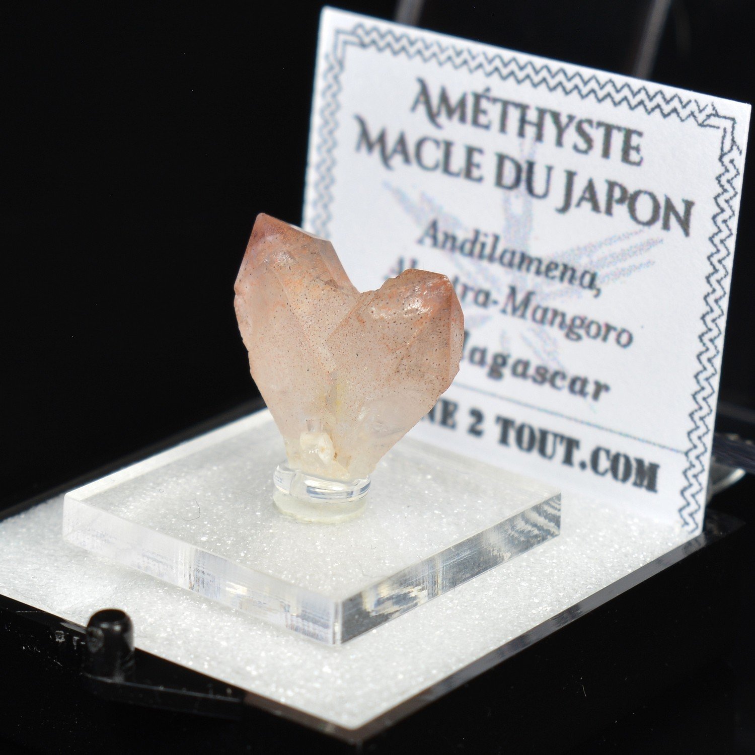 Japan law twin amethyst – Andilamena, Madagascar