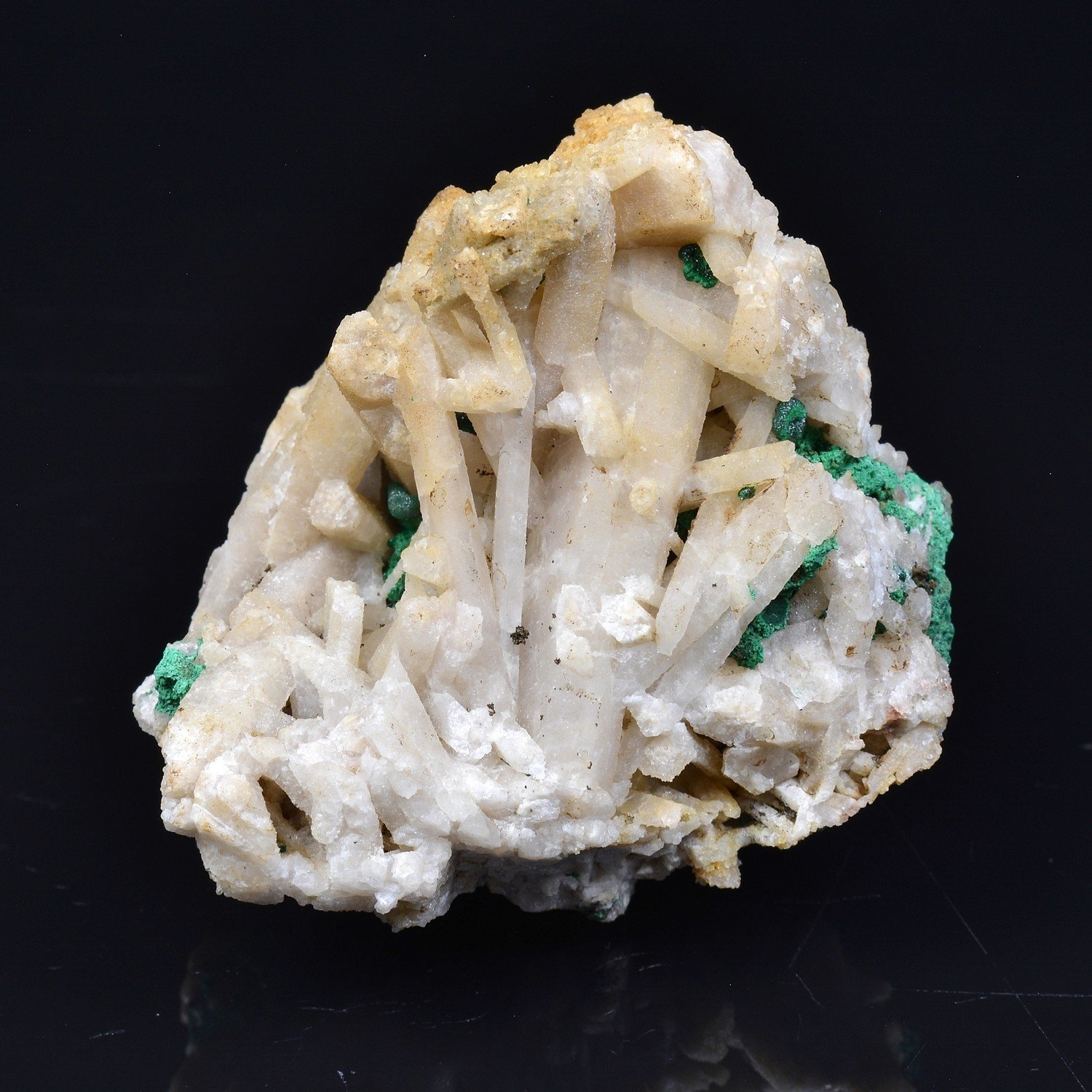 Malachite and quartz – Kambove, Katanga, DR Congo