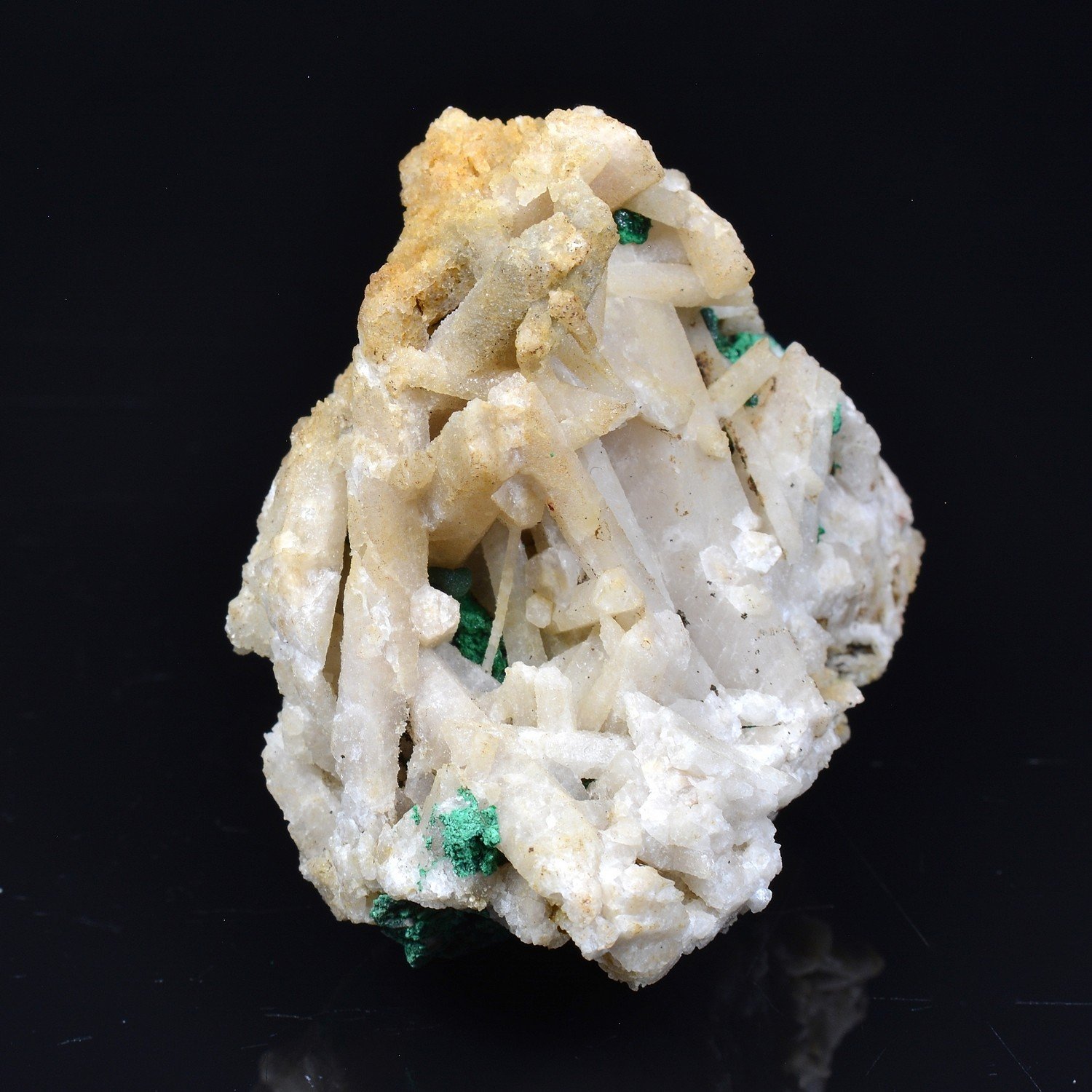 Malachite and quartz – Kambove, Katanga, DR Congo