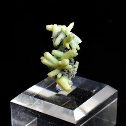 Plumbogummite psm après pyromorphite - Mine Yangshuo, Chine