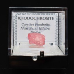 Rhodochrosite - Carrière de Poudrette, Mont Saint-Hilaire, Québec, Canada