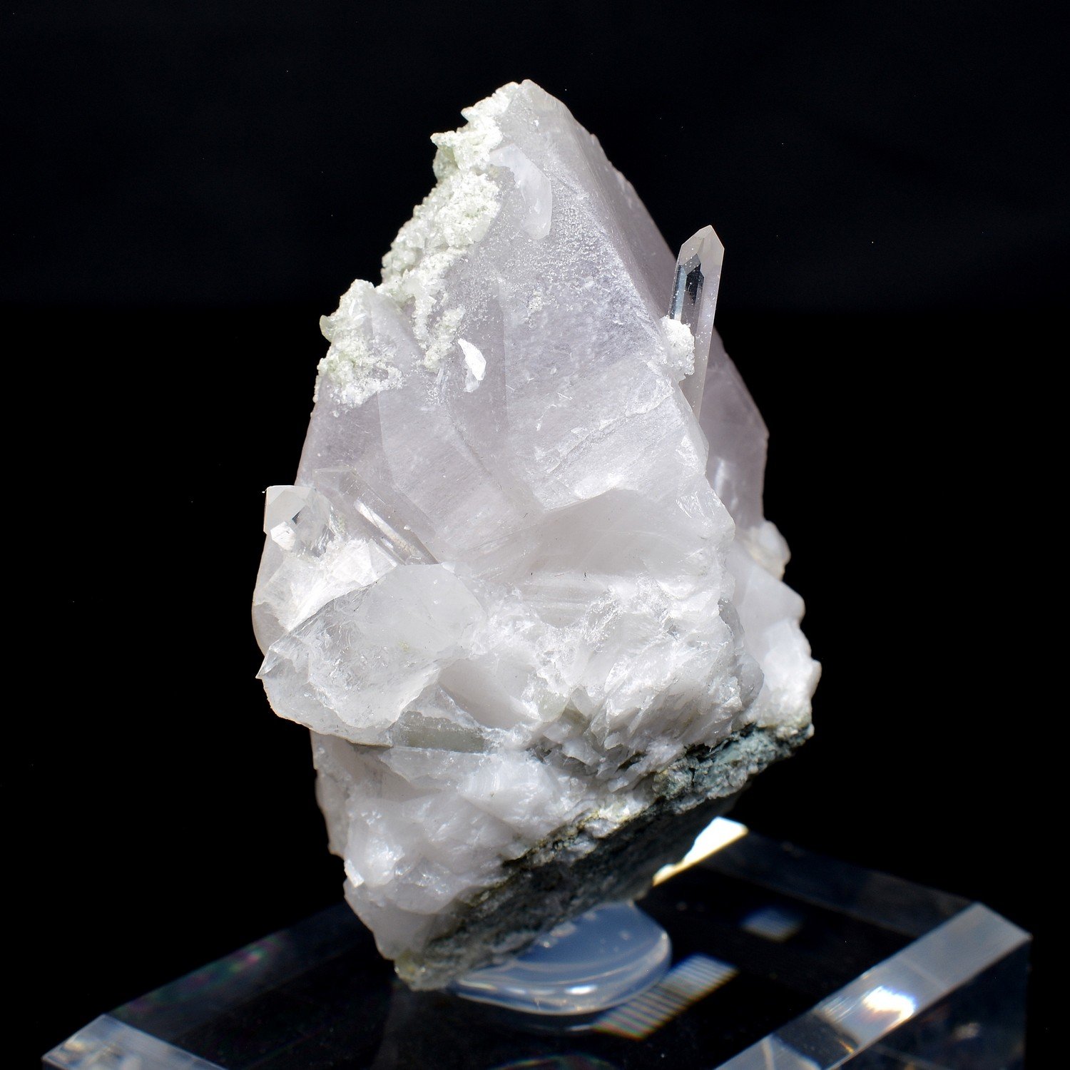 Calcite et quartz - Fond Poulain, Maronne, Isère, France