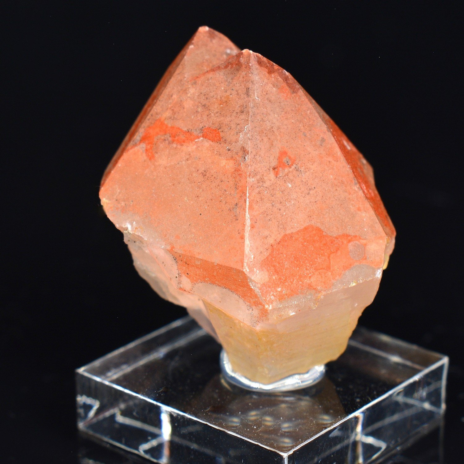 Hematoid Quartz - Guipavas, Finistère, France - Thumbnail No. 82