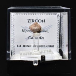 Zircon - Kipawa, Québec, Canada
