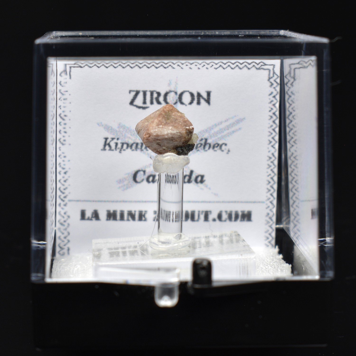 Zircon - Kipawa, Quebec, Canada