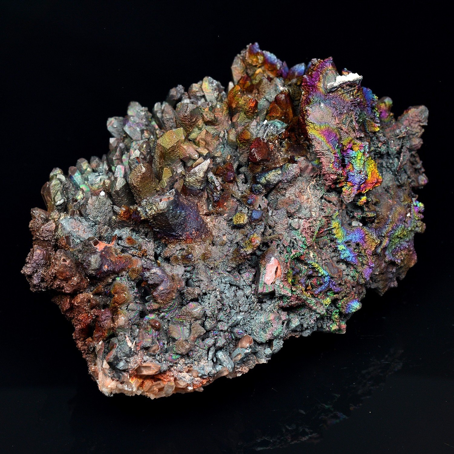 Goethite irisée (Turgite) sur quartz - Massif d'Itremo, Madagascar