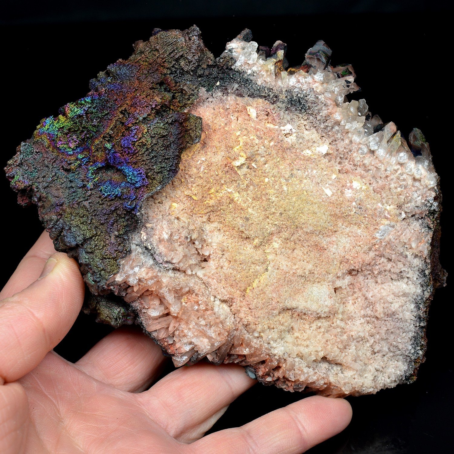 Goethite irisée (Turgite) sur quartz - Massif d'Itremo, Madagascar