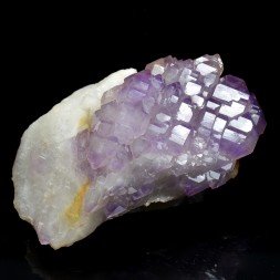 Quartz améthyste - Ambilobe, Vallée de Mahavavy, Madagascar