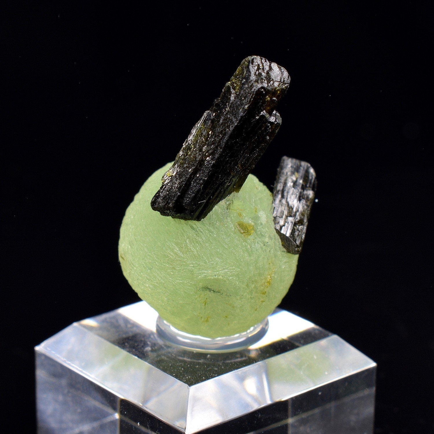 Prehnite and epidote - Diamonkara, Kayes, Mali