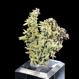 Plumbogummite psm après pyromorphite - Mine Yangshuo, Chine