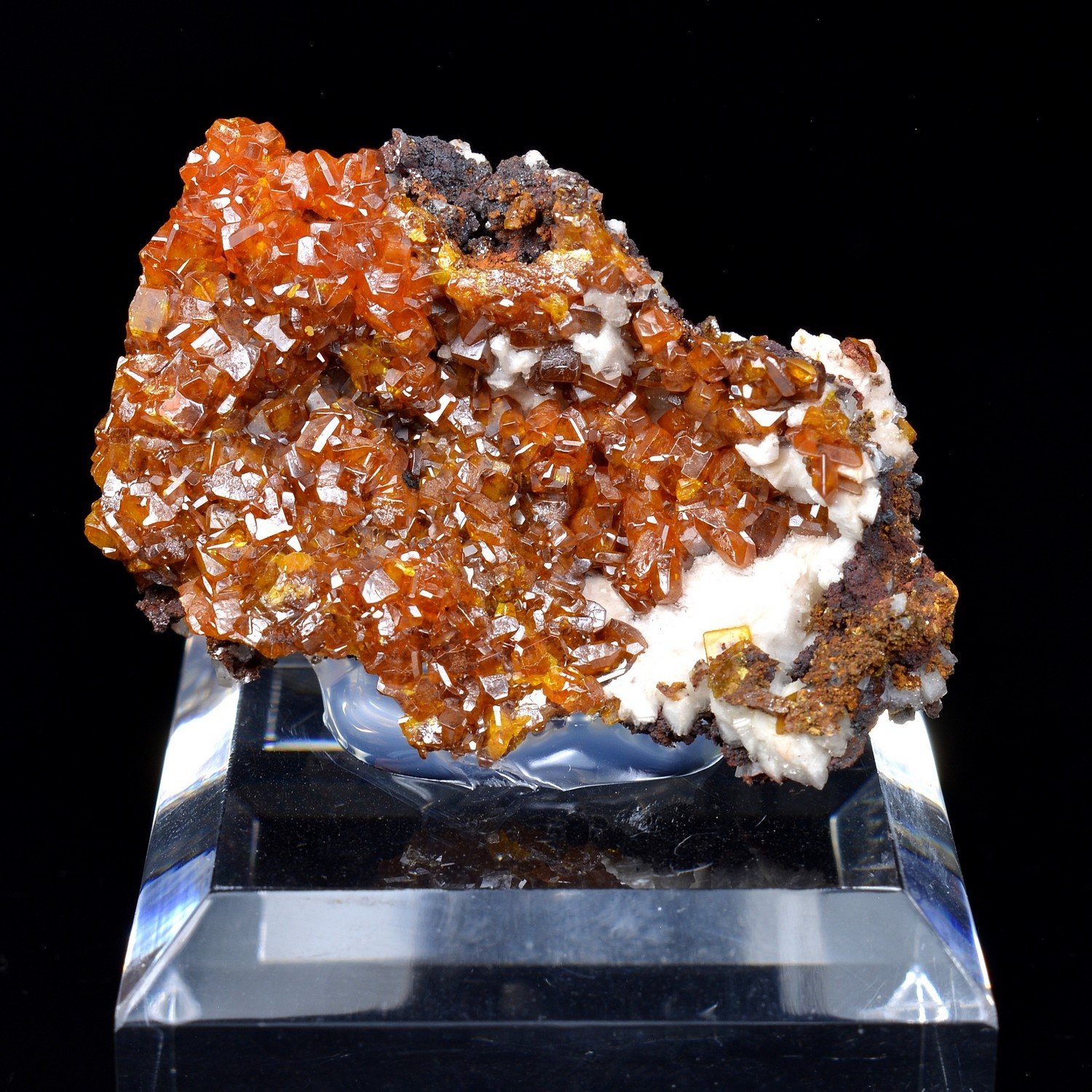 Wulfénite - Mine Erupcion, Los Lamentos, Mexique Wulfénite - Mine Erupcion, Los Lamentos, Mexique