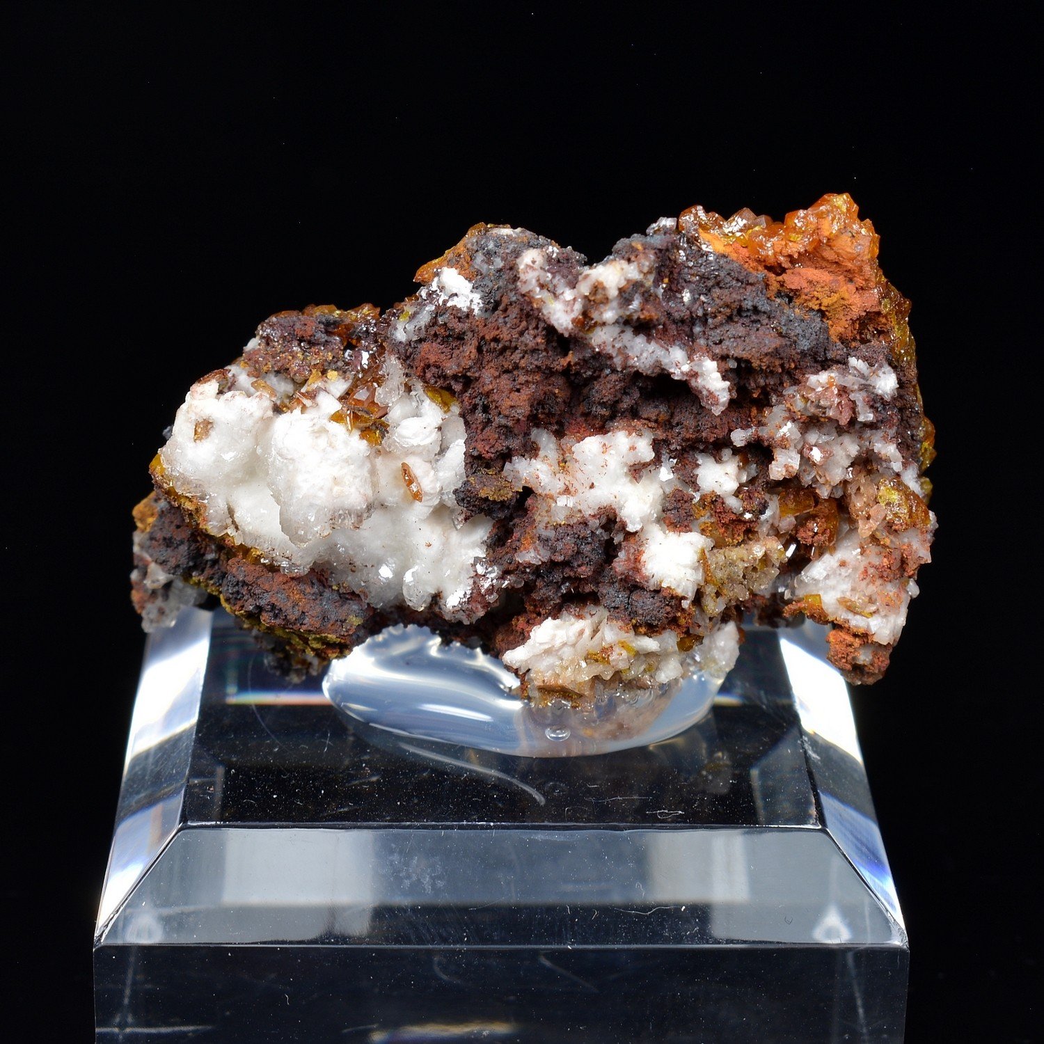 Wulfénite - Mine Erupcion, Los Lamentos, Mexique Wulfénite - Mine Erupcion, Los Lamentos, Mexique