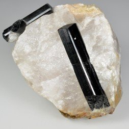 Tourmaline var. schorl dans quartz - Minas Gerais, Brésil
