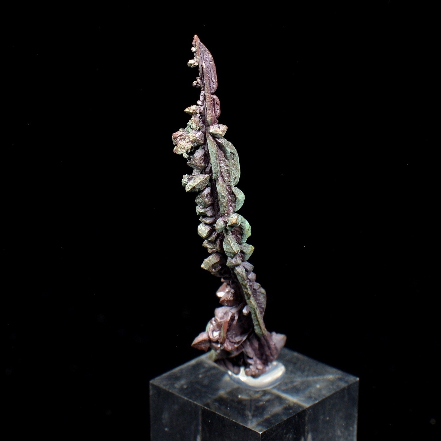 Twinned native copper - Bou Nahas Mine, Oumjrane, Morocco Twinned native copper - Bou Nahas Mine, Oumjrane, Morocco