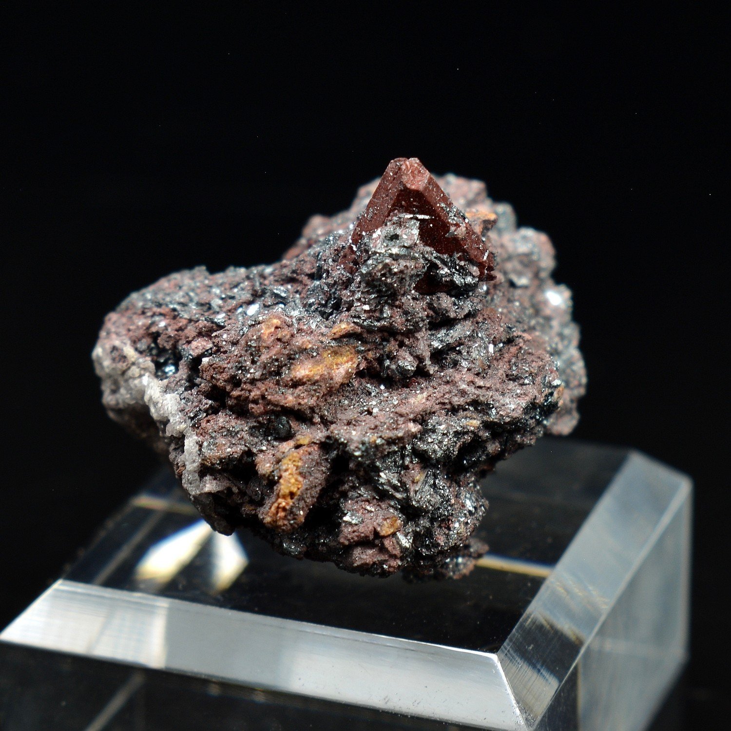 Zunyite - Qalat-e-Balat, Hormozgan, Persia/Iran