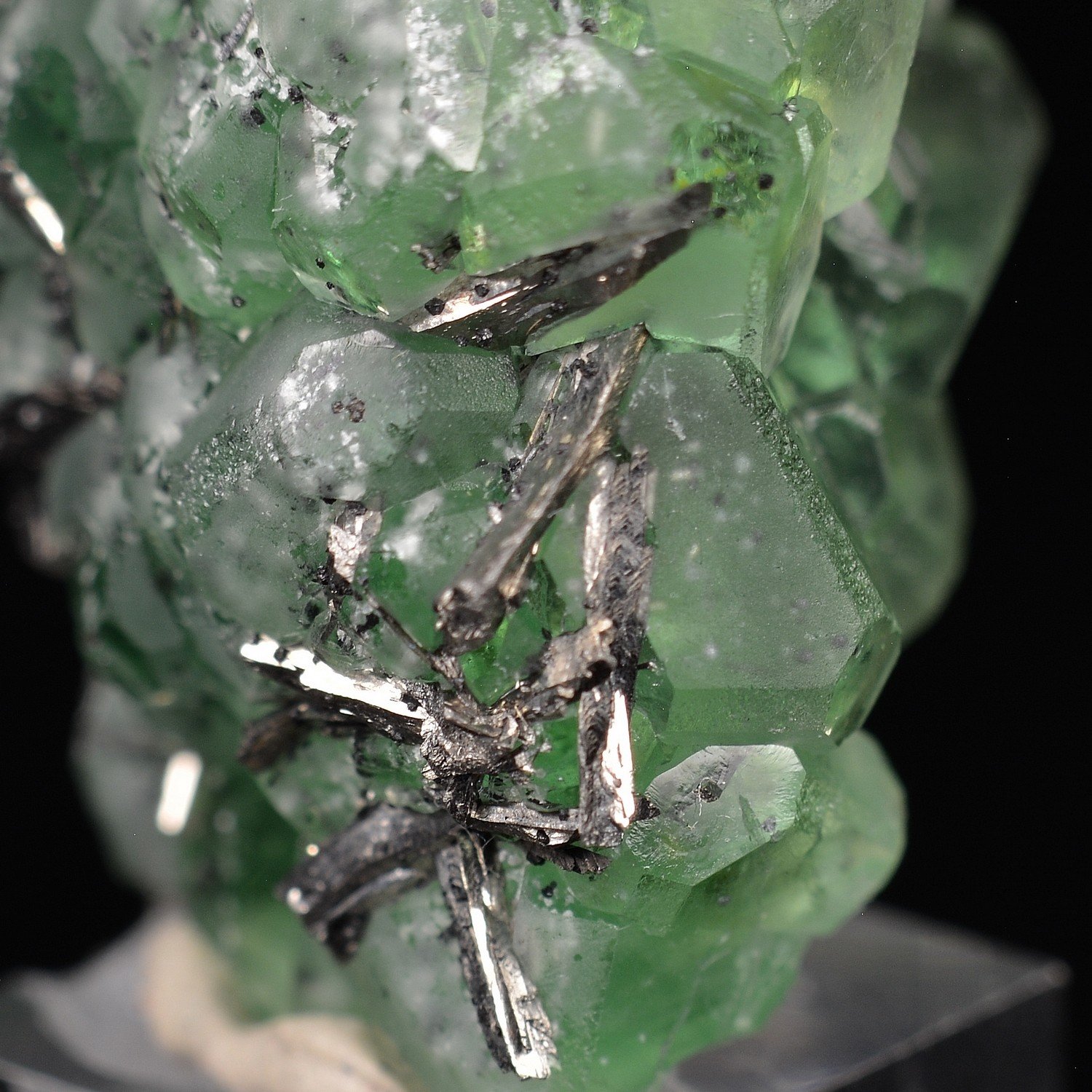 Fluorite – Milpo Mine, Atococha District, La Libertad, Peru