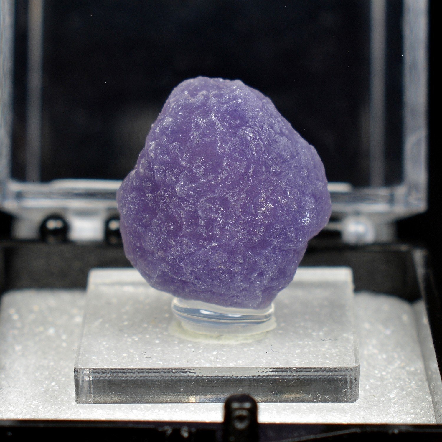 Grape agate - Mamuju, Sulawesi, Indonesia