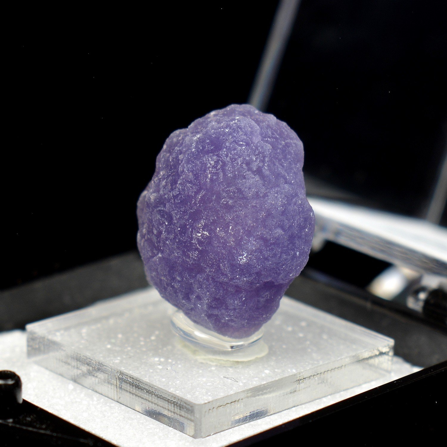 Grape agate - Mamuju, Sulawesi, Indonesia