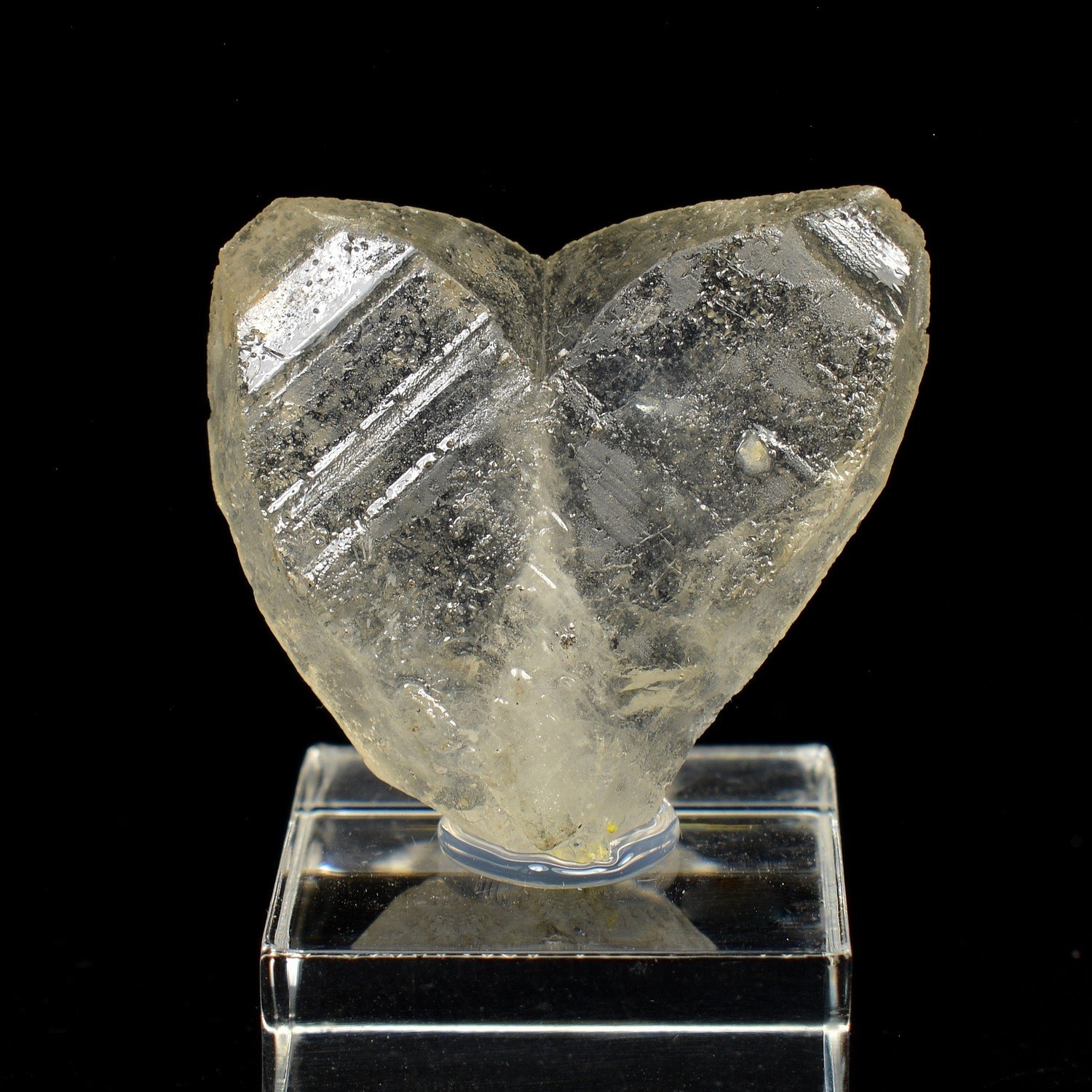 Japan low twin quartz - Andilamena, Madagascar