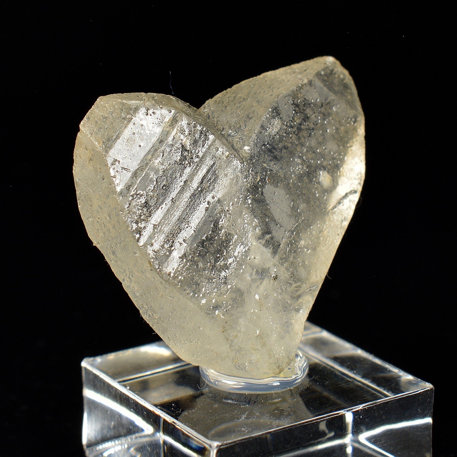 Quartz macle du Japon - Andilamena, Madagascar