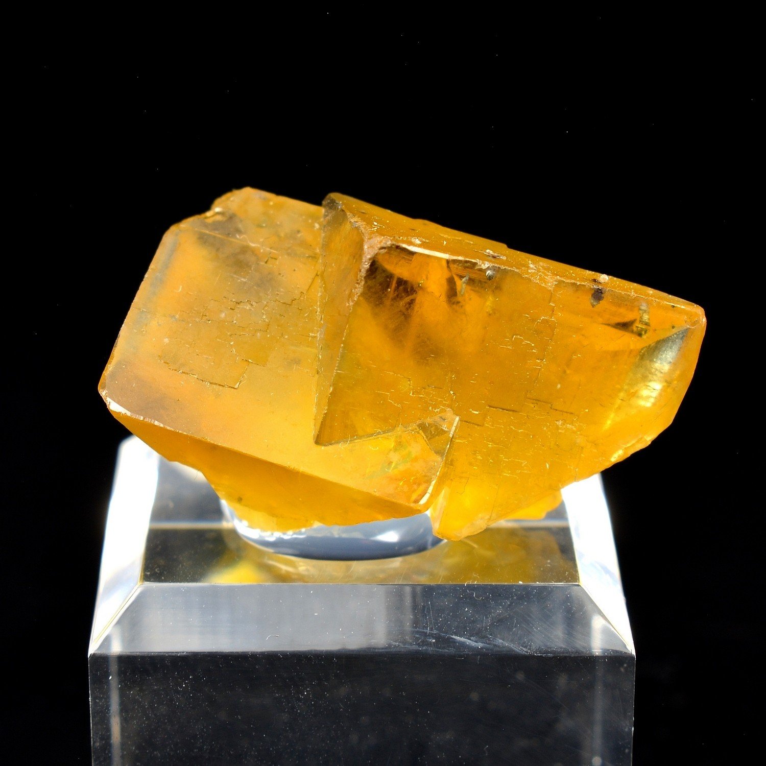 Fluorite - Filon jaune, Valzergues, Aveyron, France
