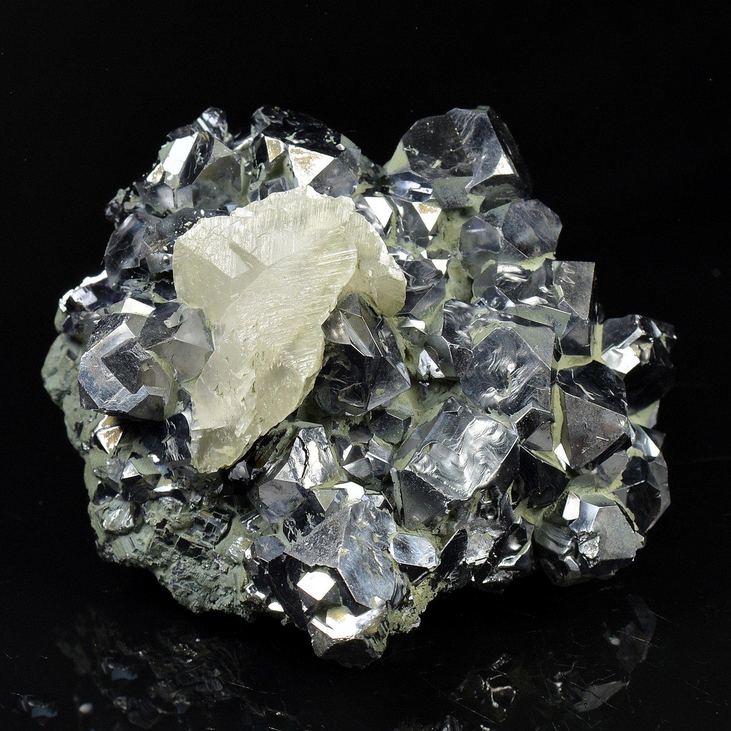 Calcite sur galène - Madan, Bulgarie Calcite sur galène - Madan, Bulgarie