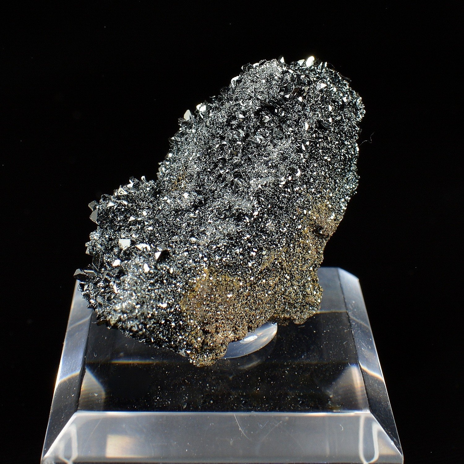 Hematite - Puy-de-Tunisset, Puy-de-Dôme, France Hematite - Puy-de-Tunisset, Puy-de-Dôme, France