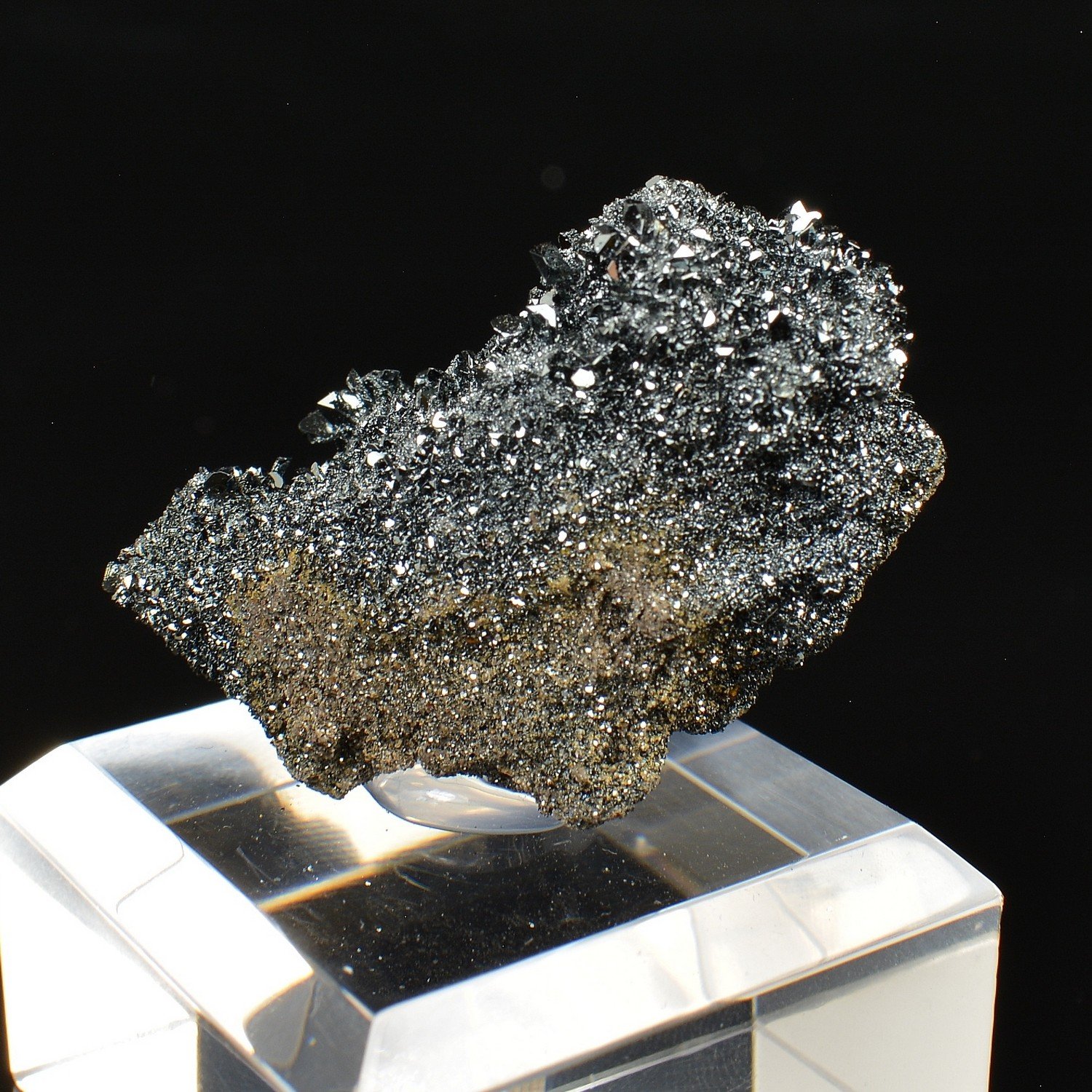 Hematite - Puy-de-Tunisset, Puy-de-Dôme, France Hematite - Puy-de-Tunisset, Puy-de-Dôme, France