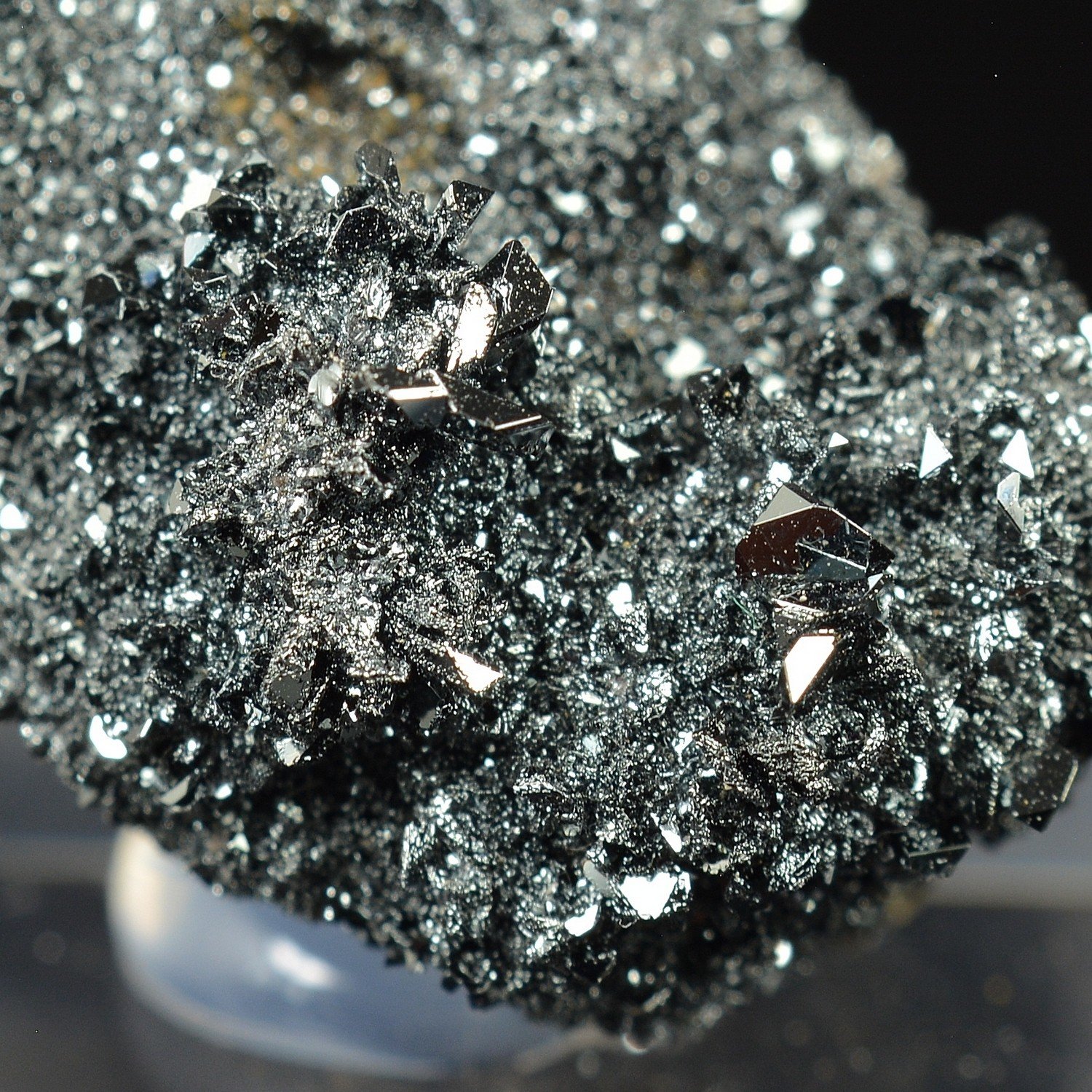 Hematite - Puy-de-Tunisset, Puy-de-Dôme, France Hematite - Puy-de-Tunisset, Puy-de-Dôme, France
