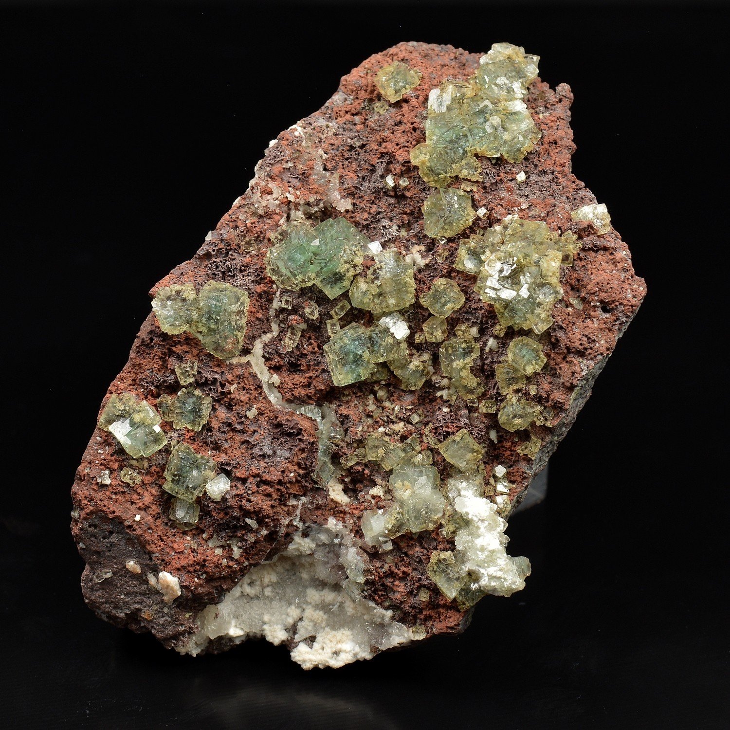 Apophyllite and mordenite - Nashik District, Maharashtra, India
