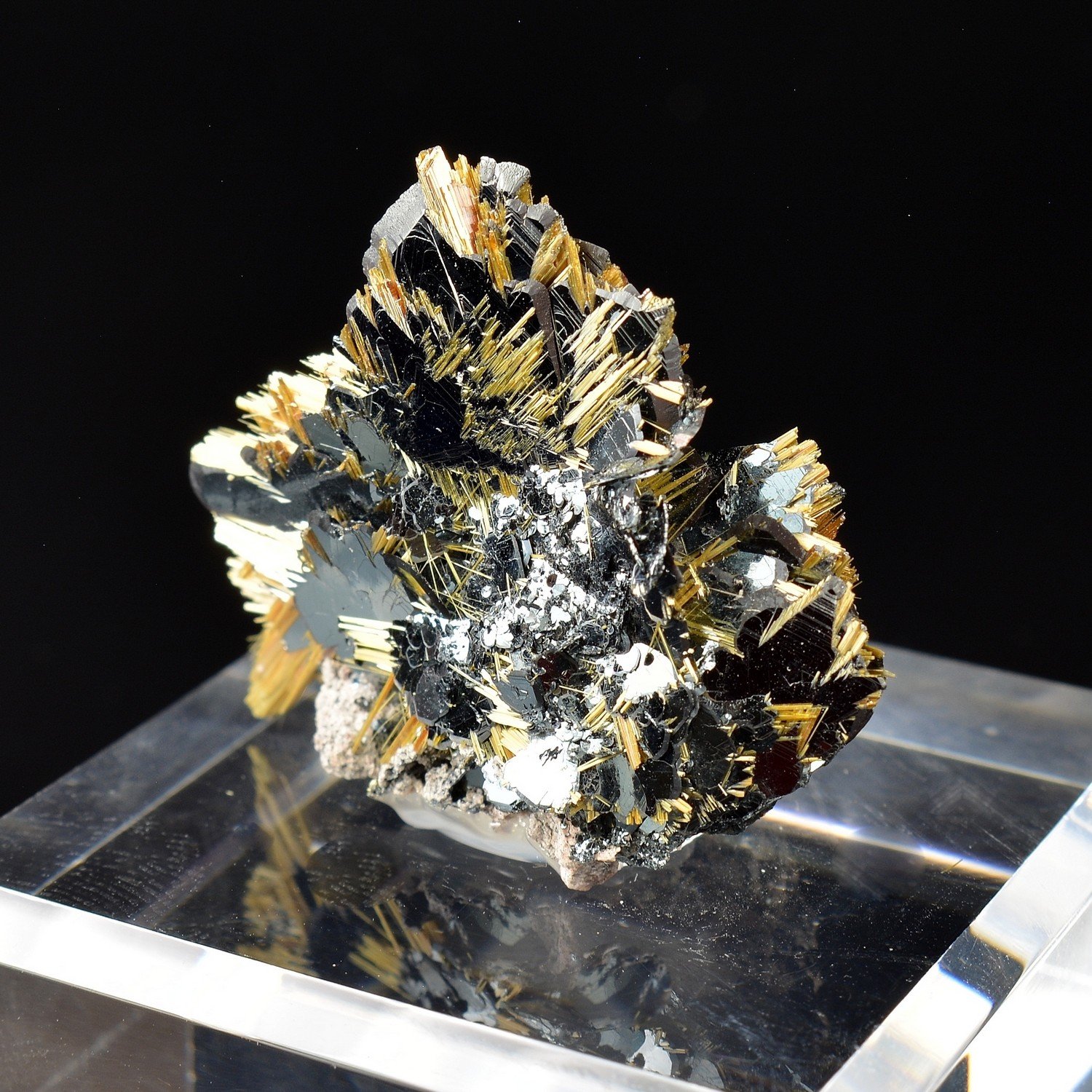 Rutile et hématite - Novo Horizonte, Bahia, Brésil