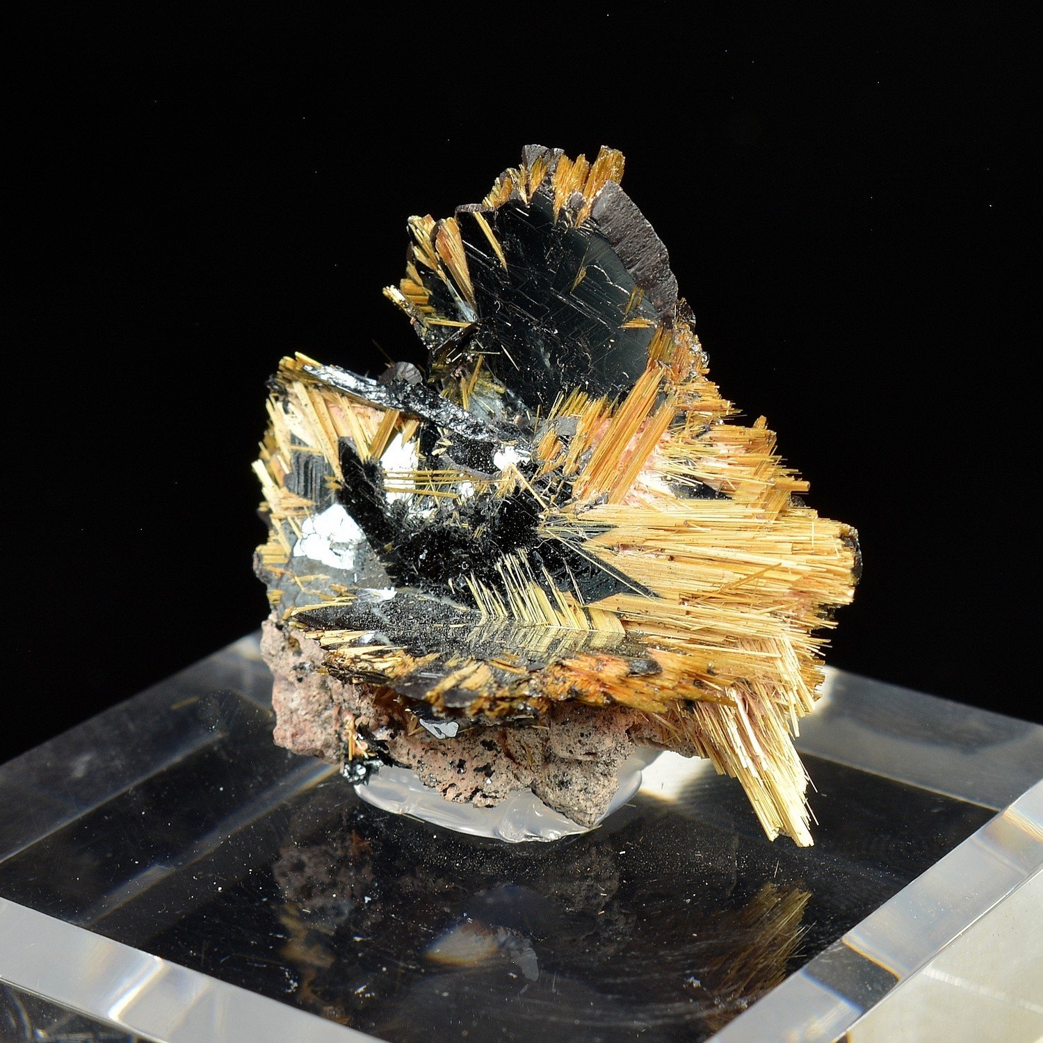 Rutile et hématite - Novo Horizonte, Bahia, Brésil