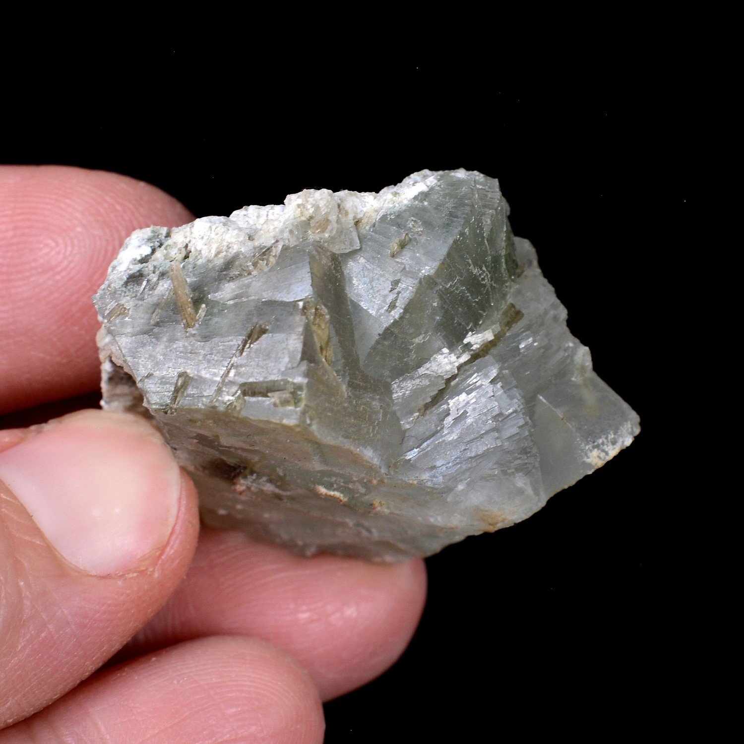 Prehnite and epidote - Saint-Christophe-en-Oisans, Isère, France