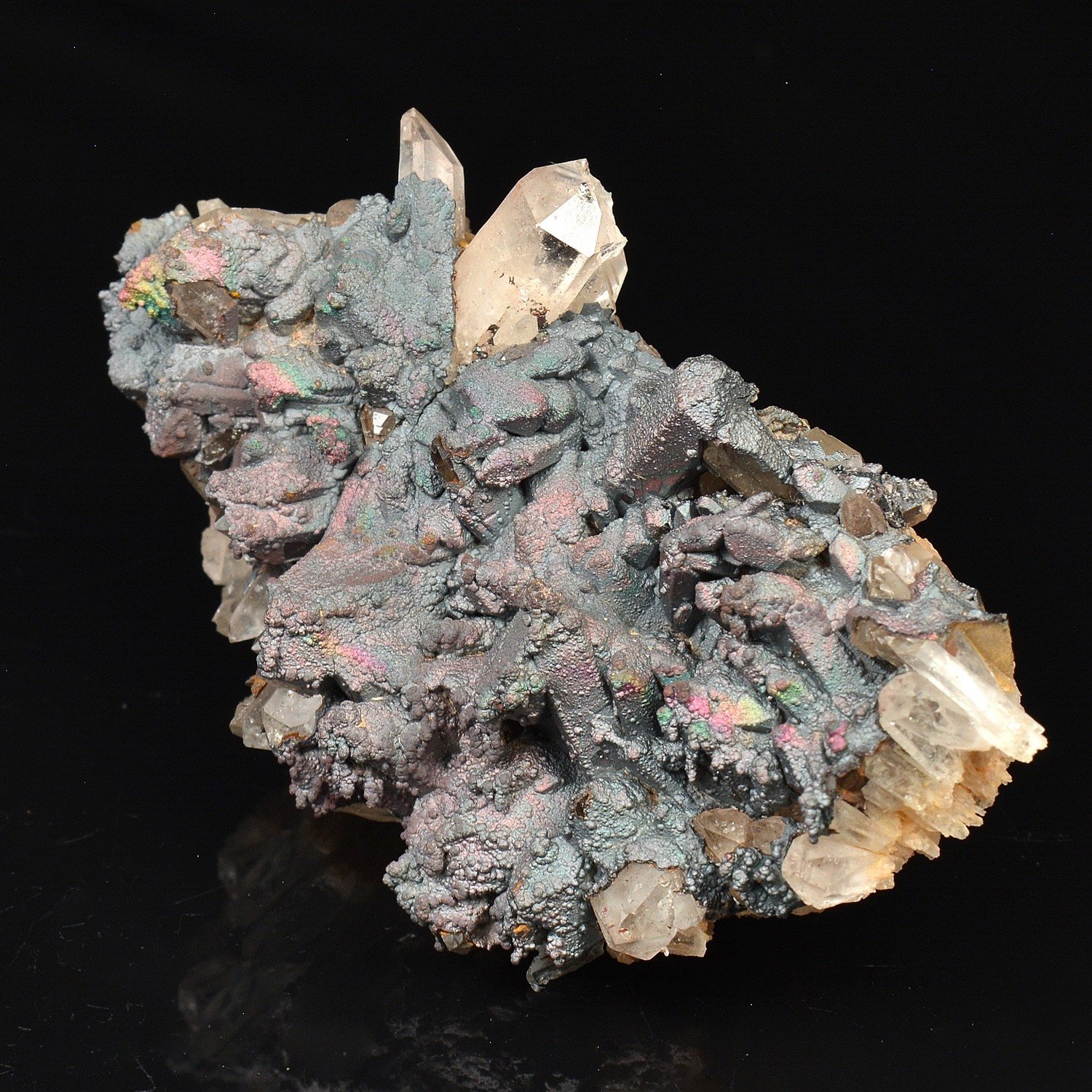 Goethite irisée (Turgite) sur quartz - Massif d'Itremo, Madagascar Goethite irisée (Turgite) sur quartz - Massif d'Itremo, Madagascar