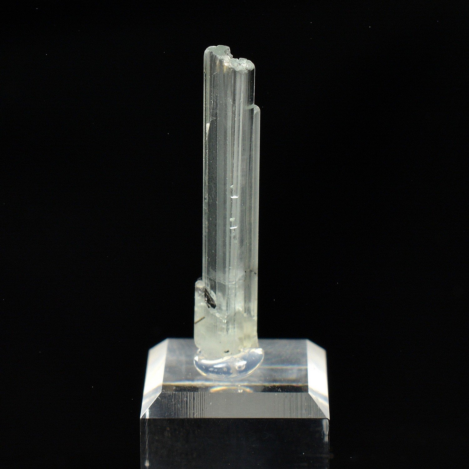 Aquamarine – Shigar Valley, Skardu, Gilgit-Baltistan, Pakistan Aquamarine – Shigar Valley, Skardu, Gilgit-Baltistan, Pakistan