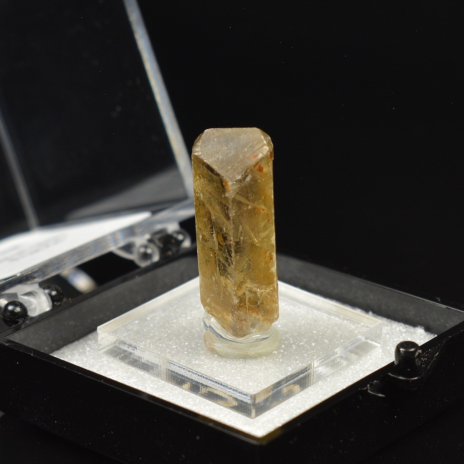 Barite – Le Liauzun, Puy-de-Dôme, France