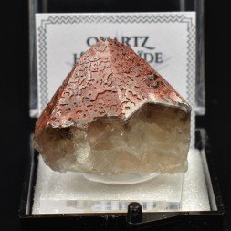 Quartz hématoïde – Guilers, Finistère, France