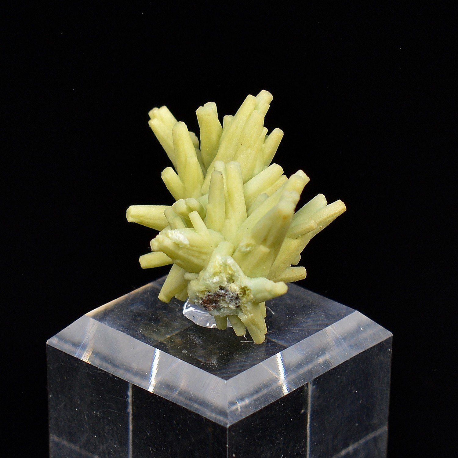 Plumbogummite – Yangshuo Mine, Guilin, Guangxi Province, China