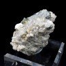 Hydroxylapatite, hornblende and albite – Snarum, Modum, Norway
