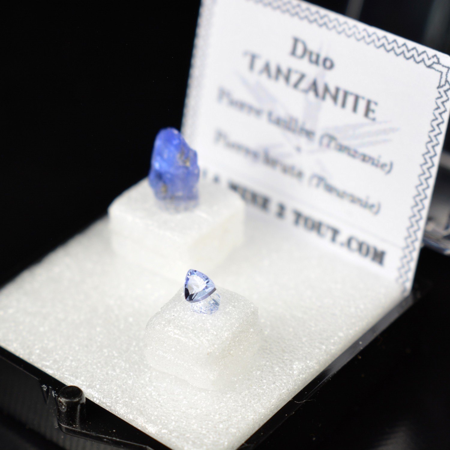 TANZANITE – DUO: natural crystal and cut gemstone