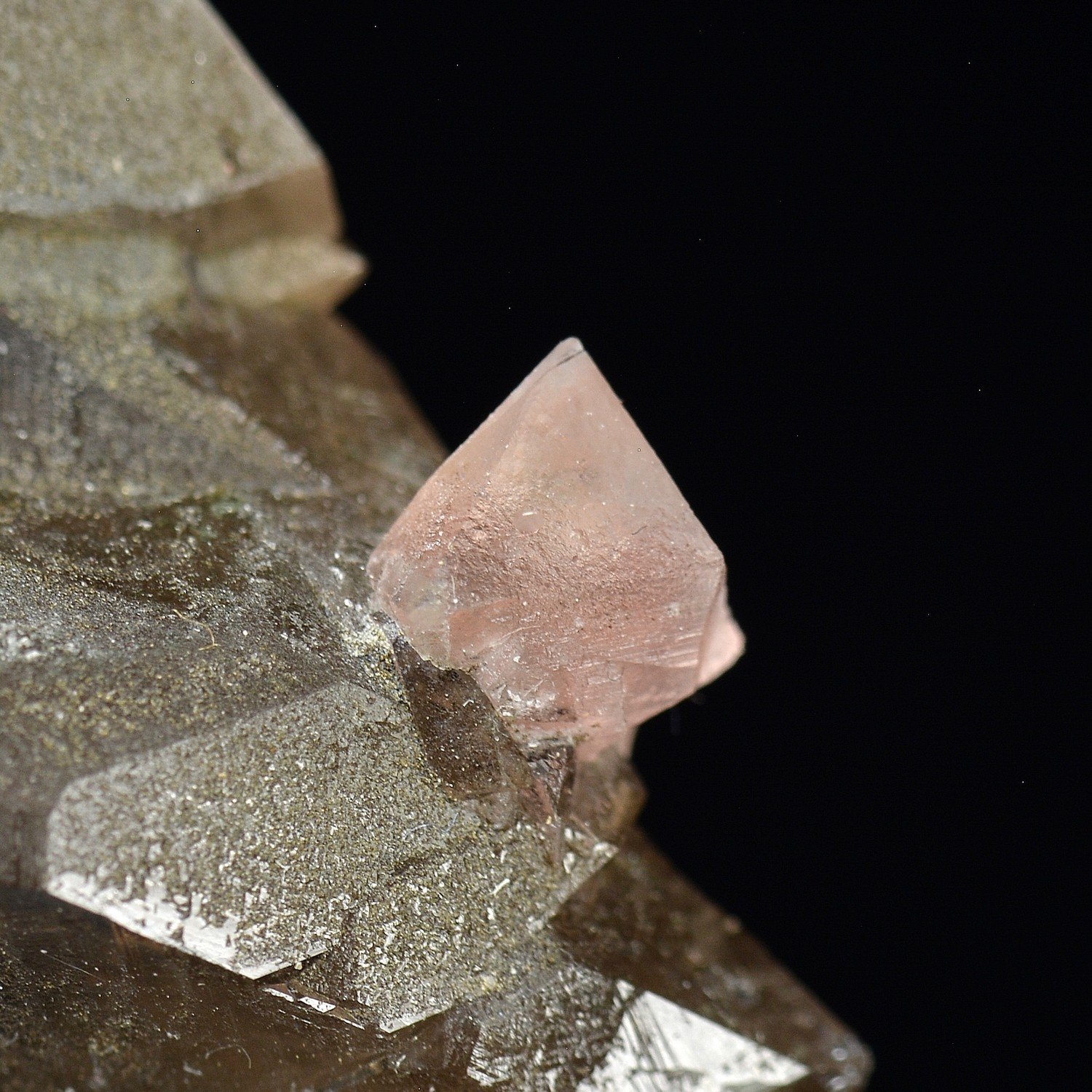 Pink Fluorite on Quartz - Aiguille du Moine, Haute-Savoie, France