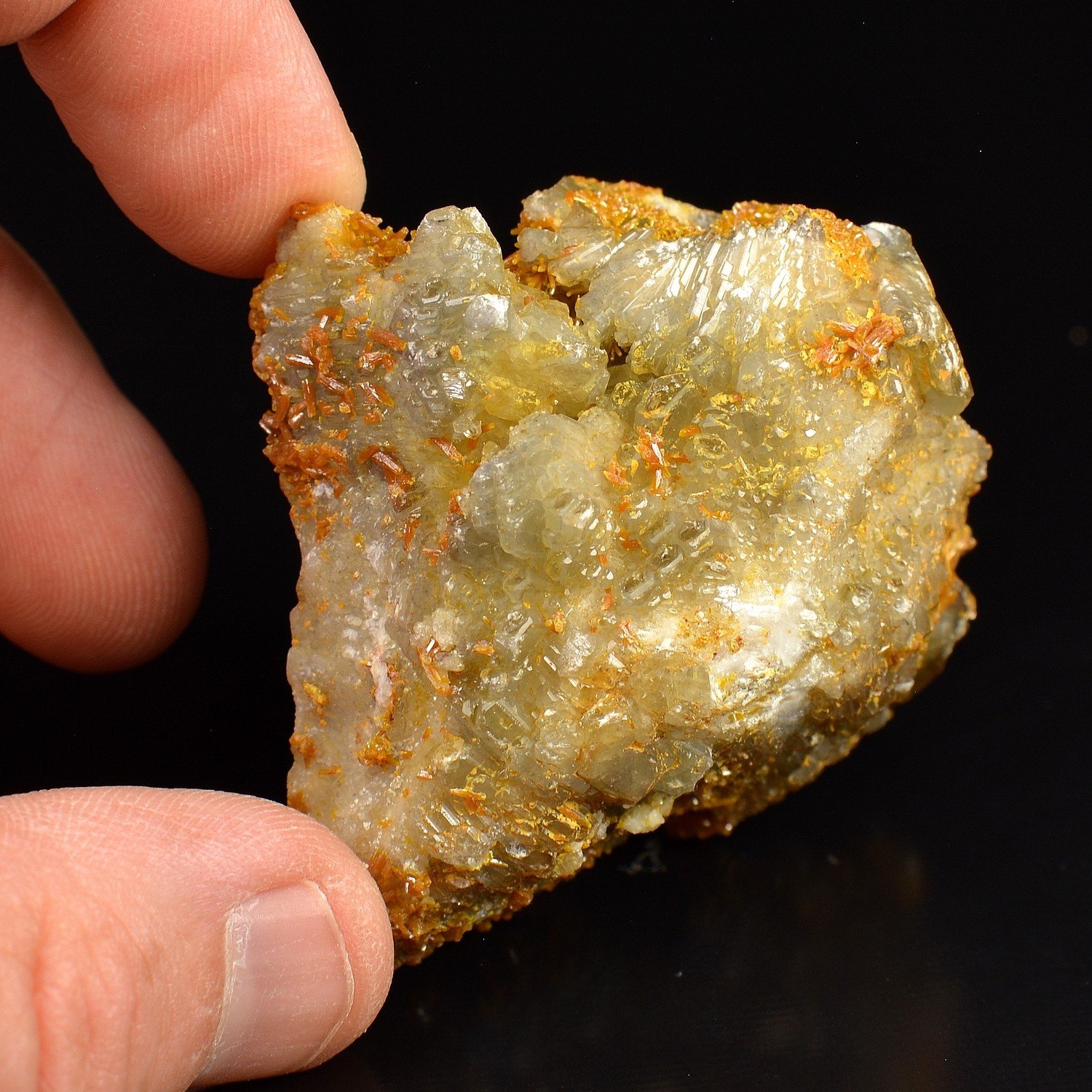 Pyromorphite on Barite – Les Farges, Ussel, Corrèze, France Pyromorphite on Barite – Les Farges, Ussel, Corrèze, France