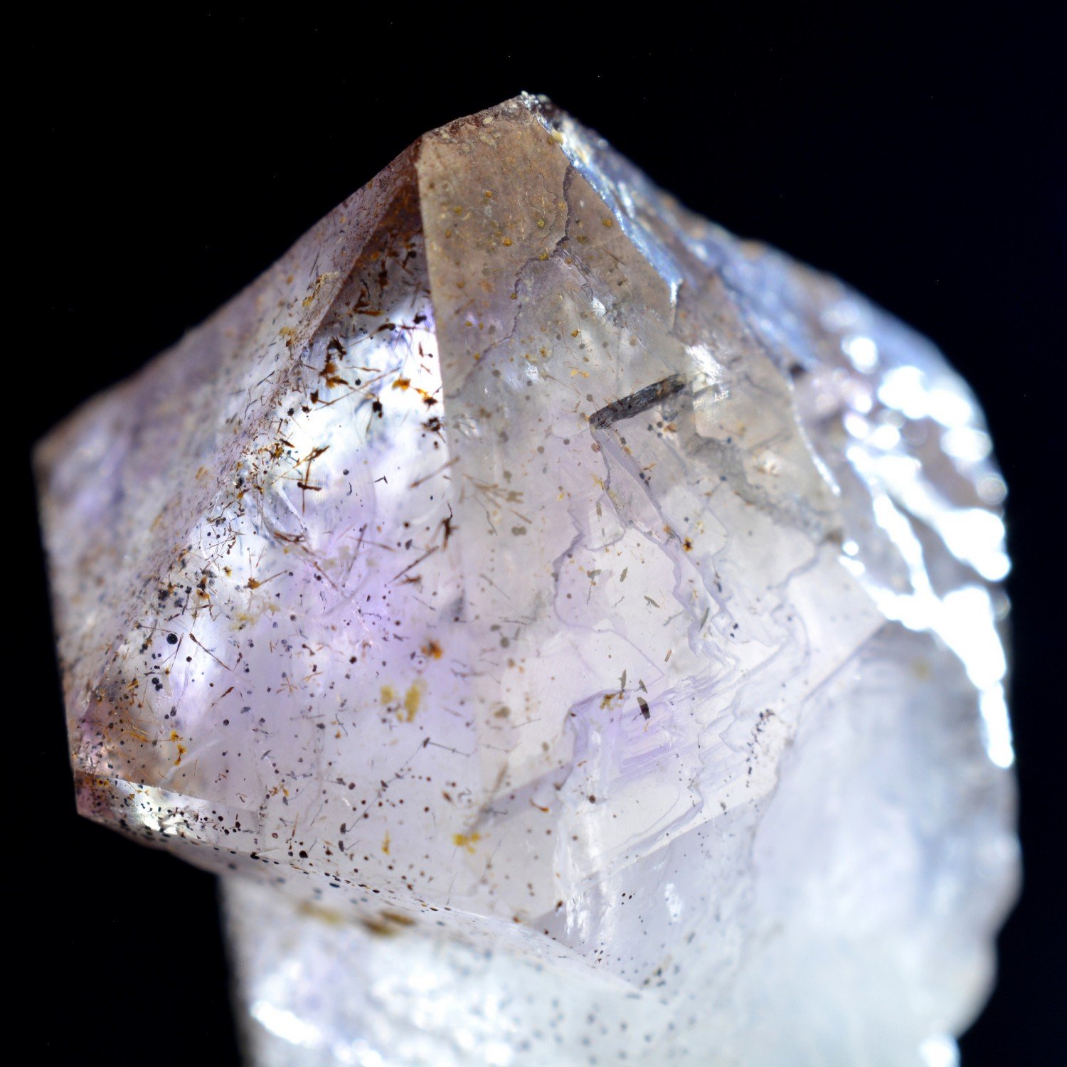 Quartz sceptre améthyste - Maro Vaolavo, Madagascar