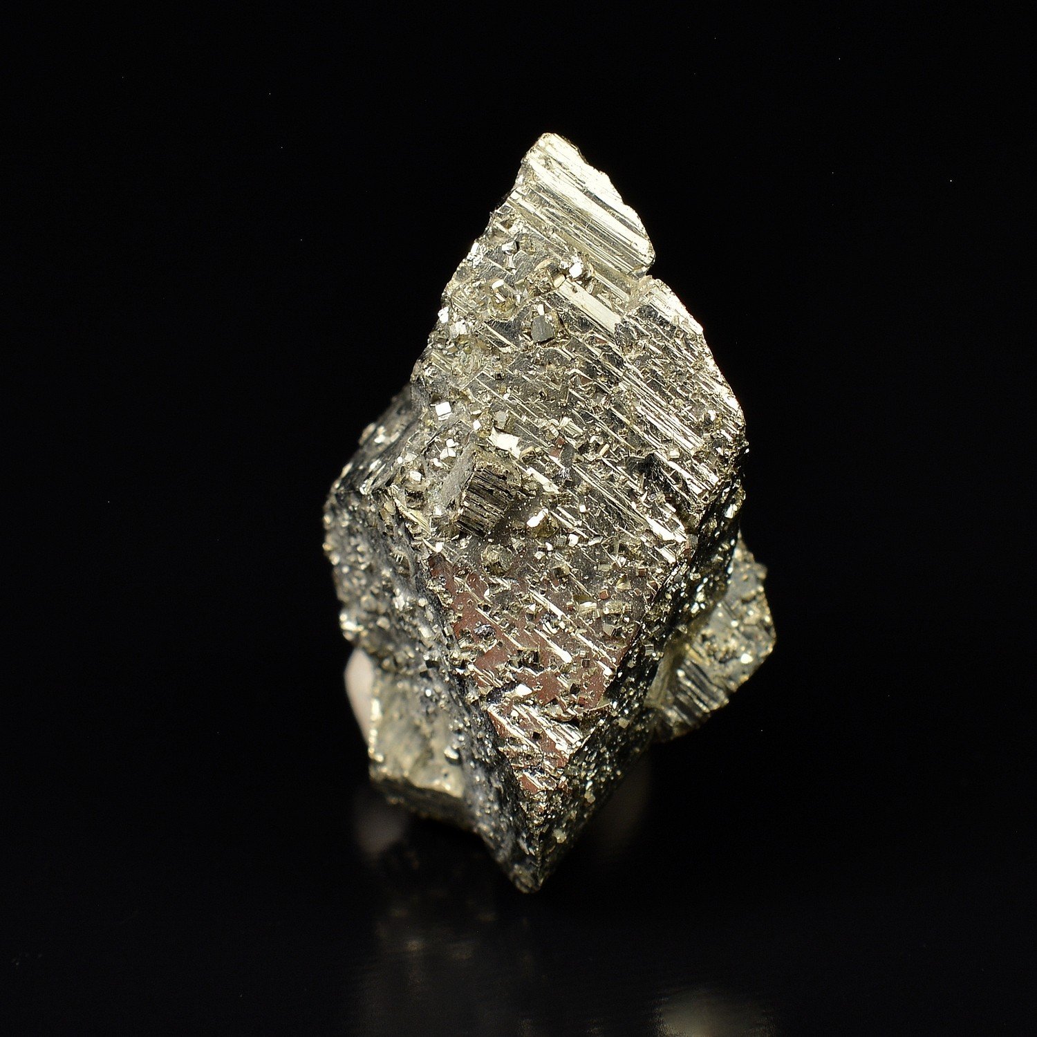Pyrite rhomboédrique – Mine Borieva, Madan, Bulgarie