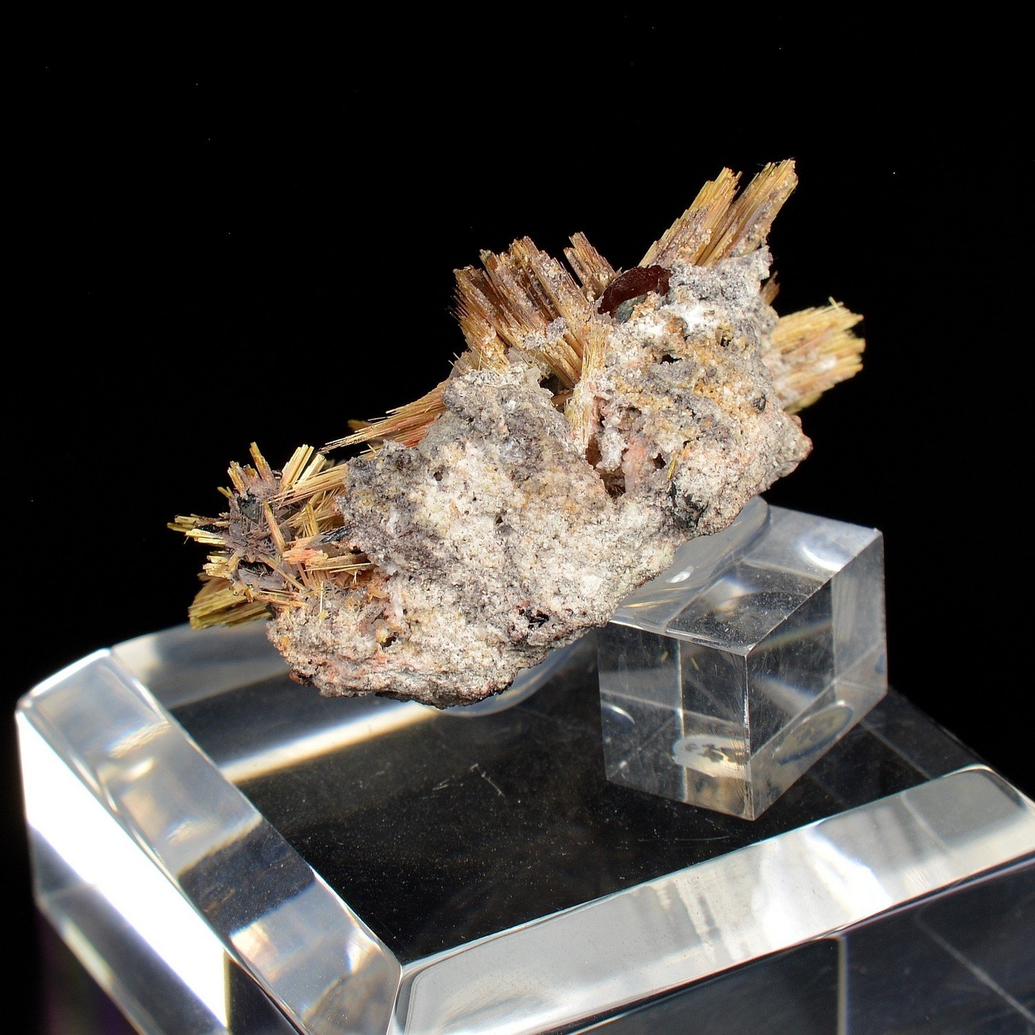 Rutile et hématite - Novo Horizonte, Bahia, Brésil Rutile et hématite - Novo Horizonte, Bahia, Brésil