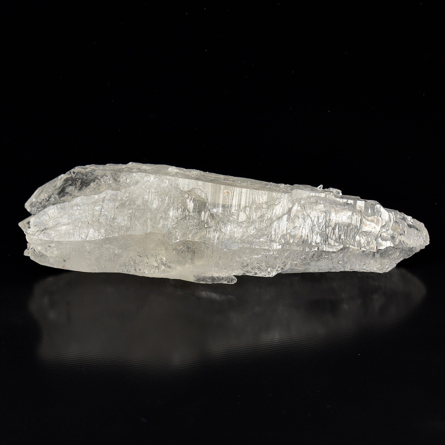 Double-terminated quartz - Ganesh Himal, Nepal Double-terminated quartz - Ganesh Himal, Nepal