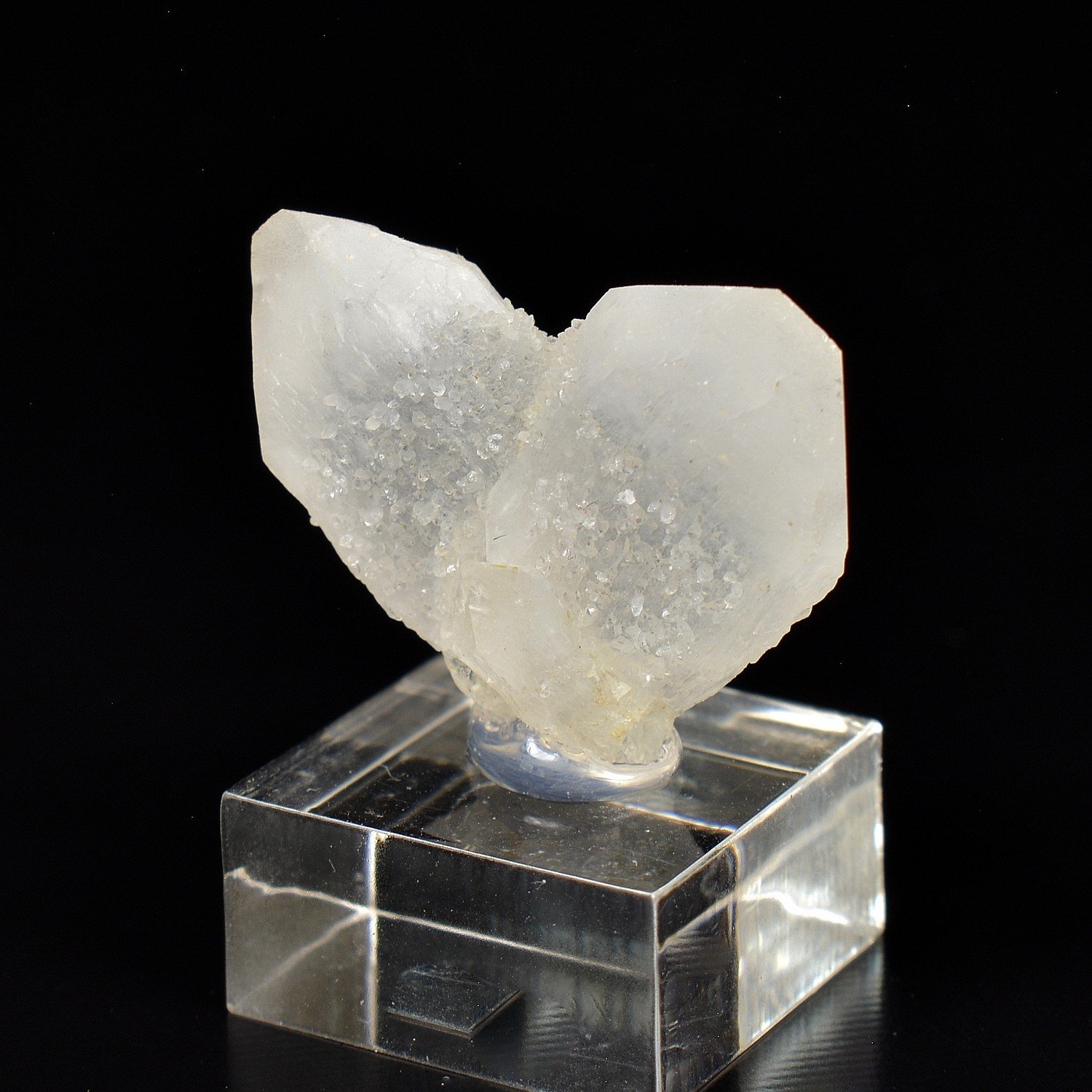 Quartz macle du Japon - Andilamena, Madagascar