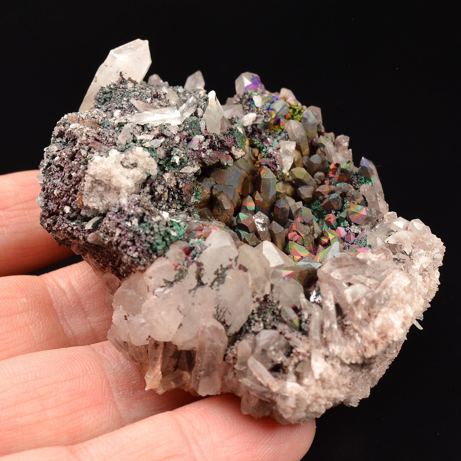 Goethite irisée (Turgite) sur quartz - Massif d'Itremo, Madagascar Goethite irisée (Turgite) sur quartz - Massif d'Itremo, Madagascar