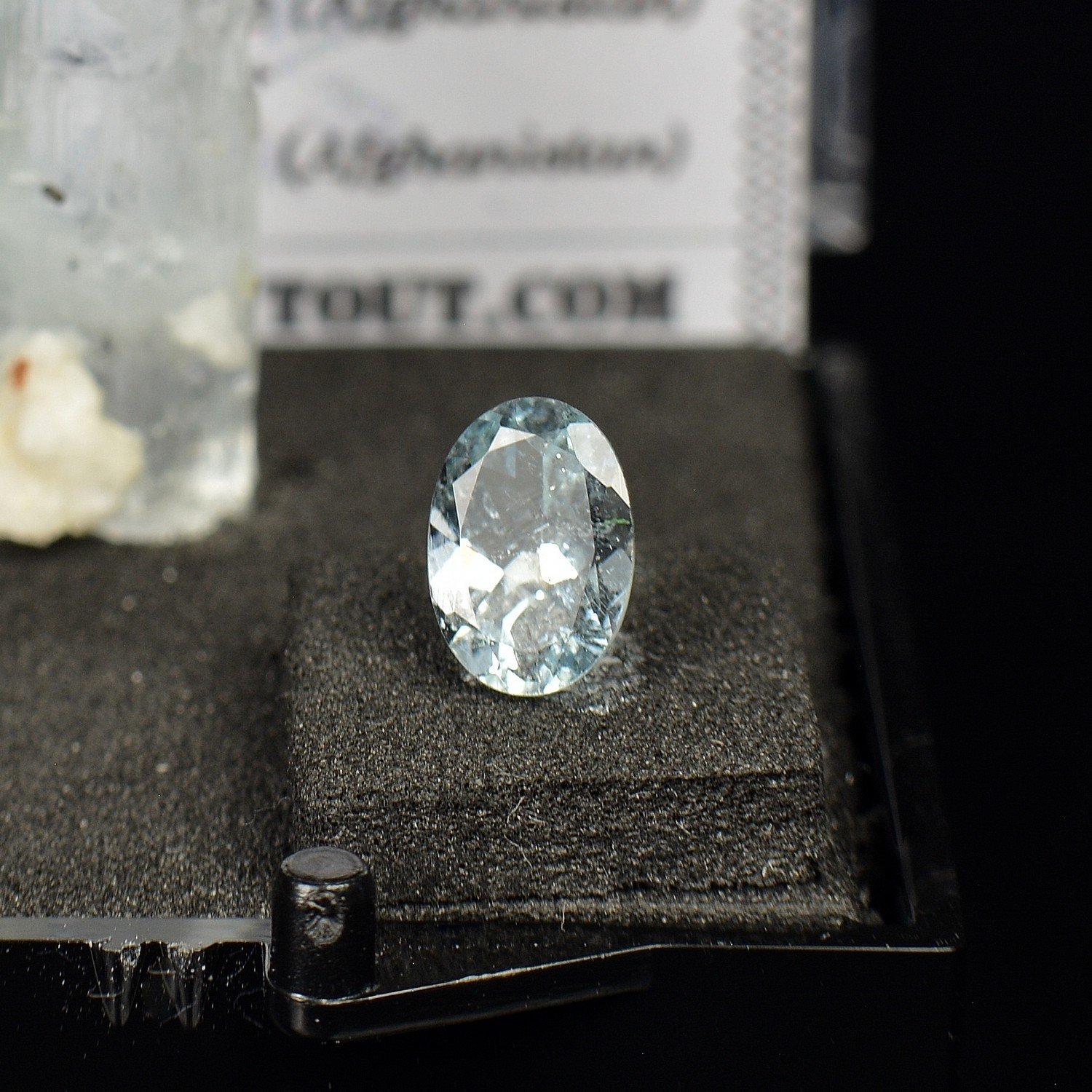 Aquamarine – DUO natural crystal and cut gemstone