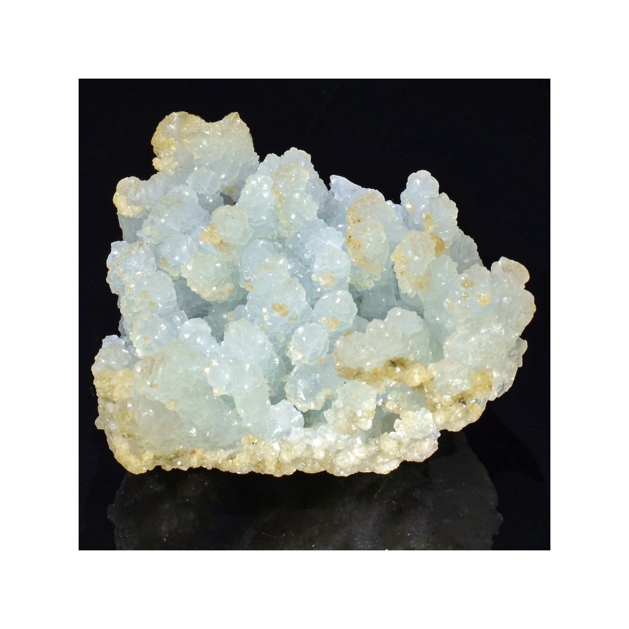 Prehnite psm laumontite - Carrière Malad, district de Mumbai, Maharashtra, Inde.